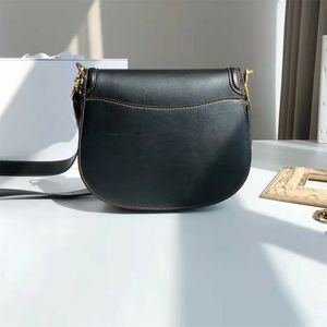 23 cm Spring Listing Beat Saddle Shoulder Bags Front Lock Gold Alphabet Hardware Cross body Bags Real Calf Leather Flap L Strap Handbags Fashion Designer Wallet Purse