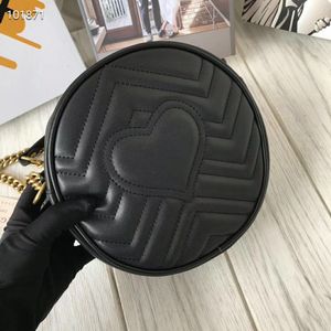 أكياس فاخرة SAC de Luxe Designer Bags Dicky0750 Round Handbags Bag Bag Clutch Heart Chain Black Preshide Corssbody Messenger Women Pouch Pouch