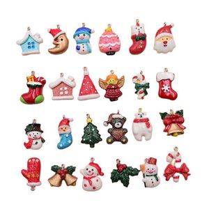 Natal mini ornamentos pequenos resina chaveiro pingente ornamentos para glitter snowman meias andando vara floco de neve DIY acessórios de jóias HH21-795