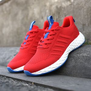 Rabat 2021 Mężczyźni Women Style Summer Hot Light Style Buty do biegania Darmowe niestandardowe logo Tworzenie najlepszych najlepszych sportów Yakuda Training Sneakers