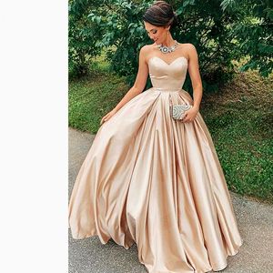 2021 A Line Prom Dresses Lovely Sweetheart Backless Champagne Satin Party Wear Custom Made Long Ruffle Princess Gown