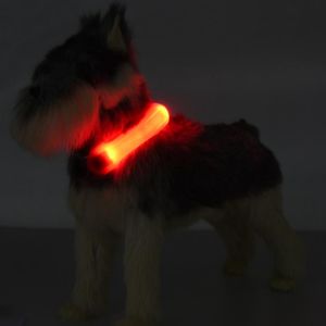 Dog Collars Smycze Silikonowe Paski Bezpieczeństwo Światła Ostrzegawcze dla Pet Aupplies LED Świecące Bandaż Na Kołnierzu Perro Smycz Zwierzęta Acessori