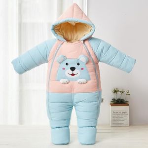 Winter Girl Baby Bear Tuta Cartoon Warm Boy Pagliaccetti Cotone a costine Neonato Abbigliamento unisex Cute Infant Tutina Costume 210309