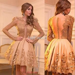 Nowy Sexy Gold Arabski Koktajl Suknie Klejnot Neck Illusion Długie Rękawy Koronkowe Aplikacje Z Ręcznie Made Flowers Krótkie Mini Wieczór Prom Party Dress EE