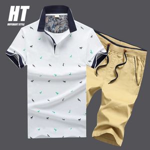 Mężczyźni Lato Zestawy Krótki Rękaw Dres Mężczyźni Fawn Print Polo Koszula 2PC + Spodenki Męskie Sport Suit Business Casual Sportswear 210603