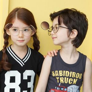 Crianças Vidros Duplos venda por atacado-Óculos de sol Moda Retro Resina Quadro Crianças Personalidade Redonda Dupla Lente Flip Óculos