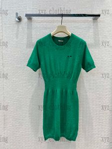 Grüne Pulloverkleider großhandel-Frauen grüne Kleider gestrickt Sommer Taille Packung Hüften Falten Rock Taille Revers Kordelzug Tails Kurzarm Kapuzenpullover Kleid Beiläufige Röcke Frauen Mantel