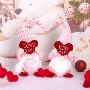San Valentino Regali per bambole per feste Amore a forma di cuore Kiss Me Lettere stampate Bambole di pezza senza volto Decorazioni Regali Regalo RRB13041