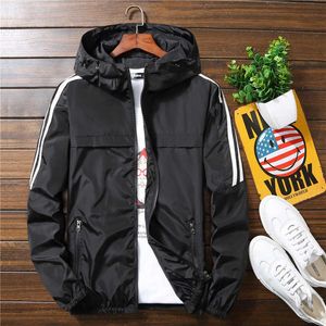 Nya Mäns Casual Hooded Bomber Jacka Vår Höst Hip Hop Plus Size Windbreaker Sportkläder Zipper Jacket Coat Outwear 5XL X0621