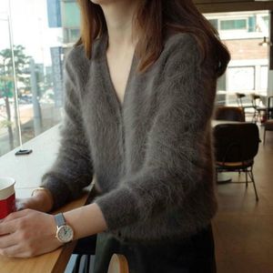 Kvinnors stickor Tees 2021 Kvinnor Soft Mink Cashmere Cardigans Button Sweaters Korean Stil Vit Crop Sticke Woman Black Fur