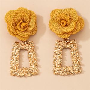 Neue Frauen Lint Gelbe Blume Ohrringe Gold Lange Baumeln Legierung Ohrringe Passende Kleidung Dame Mode Schmuck Geschenk