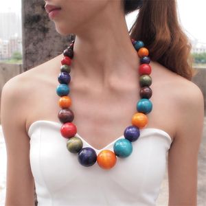 Manilai mode bohemia färgglada unika träpärlor överdrivna halsband för kvinnor uttalande smycken tillbehör