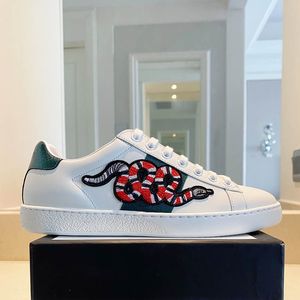 herrskor Luxury Italy Designer sneakers hög kvalitet Äkta läder herr dam sko storlek 35-44 modell SR01