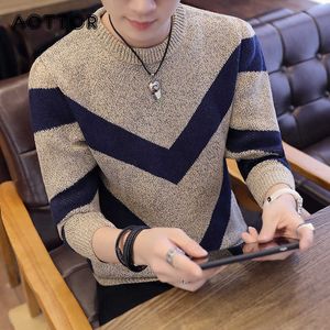 Half-neck Sweater Men 2021 Winter New Round Collar clothes Lazy Wind Solid Color Sweater Personality Slim Fit Sweater Men Y0907