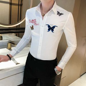 Butterfly Broderi Casual Slim Långärmad T-shirt Män Nattklubb Party Streetwear Tuxedo Dress Shirts Camisa Social Masculina 210527