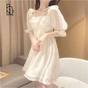 Lycka till en fransk sommardres vit puffhylsa Koreansk stil Fairy Lace Chiffon Kawaii Elegant Vintage 210623