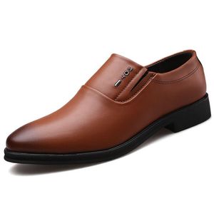 Homens Sapatos de Casamento Microfiber Couro Formal Business Ponto dedo-Dedo para Mans Casual Sapato Men's Oxford Flats Plus Size 38-48