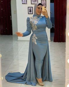 High Neck Lange Ärmel Muslim Mermaid Formale Abendkleider mit Applikationen Sweep Zug Satin Prom Kleider