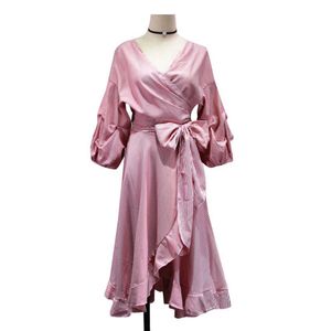 Być może u Różowy Blue Ruffle Wrap Dress 3/4 Rękaw Podziel Maxi Długa Sukienka Paski Rękaw Puffowy V Neck Summer D0704 210529