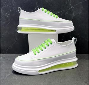 Yüksek kaliteli Erkekler Ayakkabı Platformu Sneakers Üst Tasarımcı Loafer'lar Artırmak Düz Topuk Dantel-Up Küçük Beyaz Rahat Ayakkabılar Yuvarlak Ayak Artı Boyutu 38 ~ 43