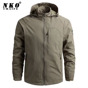 Män Vattentät Hooded Windbreaker Jackor Coat Men Höst Casual Utomhus Vandring Jacka Taktik Militär Jackor Män 5xl 211029