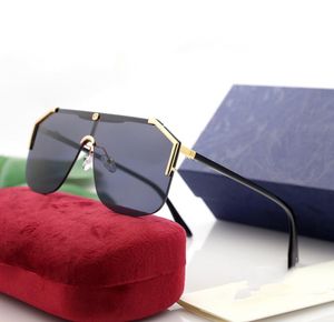 2022 män klassisk design solglasögon Mode Oval båge Beläggning solglasögon UV400 Lins Kolfiber Ben Sommar Style Glasögon ingen box