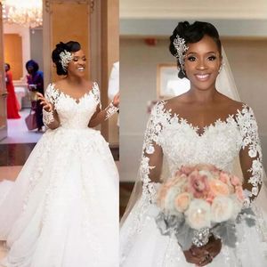 African Plus Size Wedding Dresses 2021 Long Sleeves Lace Applique Beaded Sweep Train Custom Made Beach Wedding Bridal Gown vestido de novia