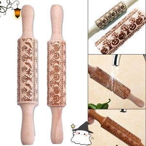 Halloween Embossing Rolling Pin Pumpkin Spider and Bat Cookie Dough Roller Noodle Biscuit Engraved Roller Baking Cake Wooden 211008