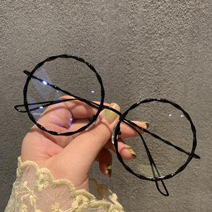 Solglasögon Metal Twist Round Glasses Myopia Ögon Kvinna Med Grad Anti-Blue Light Big Face Plain Mirror Tide