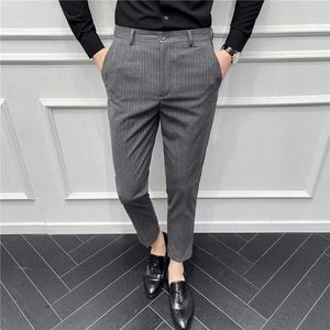 Striped Casual Pants Men Formell Business Dress Suit Pants Sommar Ankel Längd Office Socialbyxor Streetwear Trousers 210527