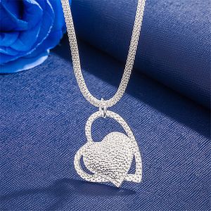 Kristallkvinnor Halsband Hängsmycke Peach Heart Fashion Dekoration Hjärtformad Heart-to-Heart Gold Silver Plated