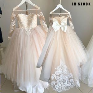 Dantel Kollu Düğün Balo Elbisesi toptan satış-Yeni Yay Dantel Balo Çiçek Kız Elbise Düğün için Tatlı Uzun Kollu Yumuşak Tül Kızlar Prenses Cemaat Elbiseler FS9780