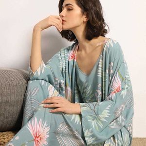 Julys Song 3 st Kvinnor Pyjamas Set Viscose Blommor Tryckt Kvinna Pajama Loose Sleepwear Nightwear Vår Sommar Lounge Wear 210708