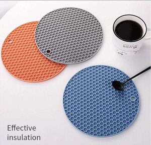 Round Heat Resistant Rubber Mat Cup Coasters Multifunction Anti slip Dish Drying Pot Holder Mats Tableware Placemat Honeycomb Texture 14.5cm 5.7inch JY0587