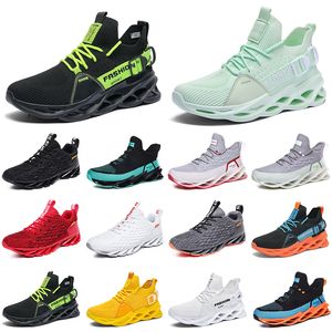 Fashion High Quality Men Running Shoes Breathable Trainers Wolf Grey Tour Yellow Triple White Khaki Green Light Brown Bronze Mens Outdoor Sport Sneaker GAI