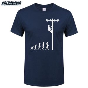 Human Evolution of Lineman T-Shirt Geburtstagsgeschenk für Elektriker Vater Vater Ehemann O-Ausschnitt Kurzarm Baumwolle Herren T-Shirts 210311