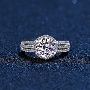 3 Carats Luxury Wedding Ring Round Brilliant Diamond Halo Engagement Ringar för Kvinnor Bridal Smycken inkluderar Box