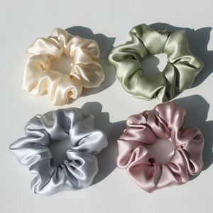 100٪ الحرير الخالص scrunchies للنساء الفتيات كبير scrunchy المطاط مرونة الشعر العلاقات العصابات ذيل حصان حامل 19 الأم 3.5 سنتيمتر عرض 6PACK X0722