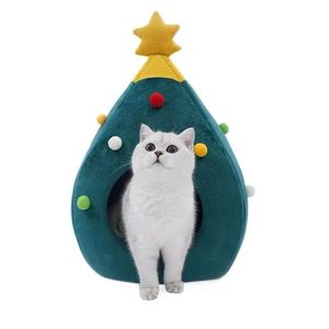 猫のベッド家具のペットベッドクリスマスツリーの洞窟寝ている快適な冬の暖かいペット巣の家のマット犬