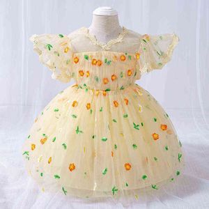 2021 новорожденного милого кружева младенца первое платье на день рождения для девочкой одежды цветок принцесса платье вечеринка и свадебные платья одежда G1129