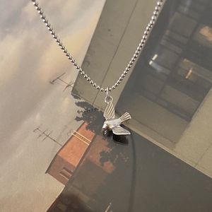 Swallow pendant 925 sterling silver necklace female personality niche simplicity temperament online celebrity clavicle chain Q0531