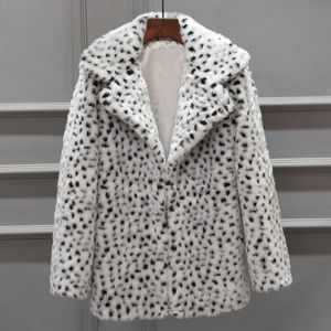 Autumn Winter Coat Women Fashion Leopard Print Loose Short Windbreaker Lamb Faux Fur Coat Fur Elegant Jackets Female Overcoat Y0829