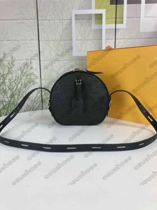 Bags Shoulder BOITE CHAPEAU SOUPLE MM Empreinte Embossed Cowhide Leather Handbag Womens Designers Luxurys Crossbody Shopping Purse M45167