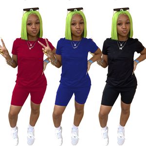 Yaz Kadın Eşofman Kıyafetler Kısa Kollu T-Shirt + Şort Pantolon Spor İki Parçalı Set Artı Boyutu 2XL Koşu Takım Elbise Rahat Spor Siyah Mektup Sweatsuits 4652