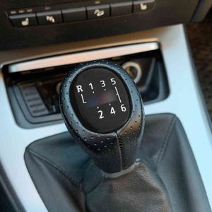 5/6 Ręczna prędkości ER Dźwignia FIT dla 3 1 m Performance E90 E87 Czarny ABS + Skórzana Gear Gear SHIFT Gałka