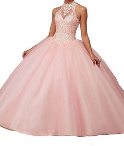 Anpassad rabatt Quinceanera Klänning Halter Ärmlös Backless En Linje Lång Prom Klänningar Formell Tulle Lace Red Pink Ball Gowns