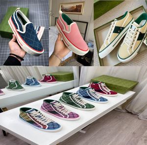 2022 Designers Tennis sneaker canvas Lyx Sko Beige Blå tvättad jacquard denim Dam Skor Ace Gummisula Broderade Vintage Casual Sneakers