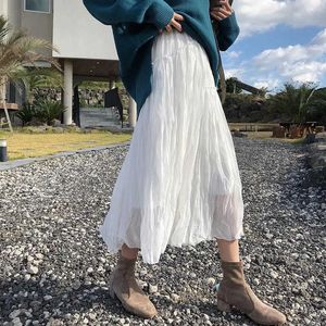 Summer White Boho Chiffon Pleated Skirts Women Spring Black Fungus Beach Long Skirt Vintage High Waist Elastic Patchwork Skirt 210619