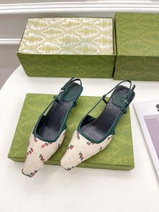 2022 Neueste Mode Luxusmarke Damen Slingback-Sandalen Designer-Schuhe Feinwurzel-Stiletto-Absatz High Heels Gummisohle Slides Geschenk für Liebhaber Größe 35-40 Hausschuhe