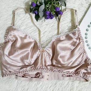 100% Satin Silk Bra Female Sexy Push Up Brassiere Breathable Smooth Comfortable Real Silk Underwear Solid Color Bralette